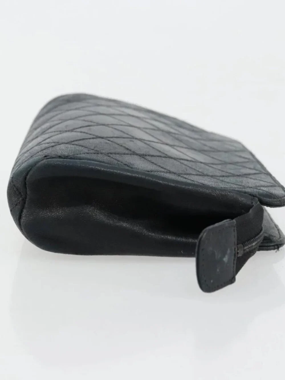 CHANEL Pouch Lamb Skin Black CC Auth 47074